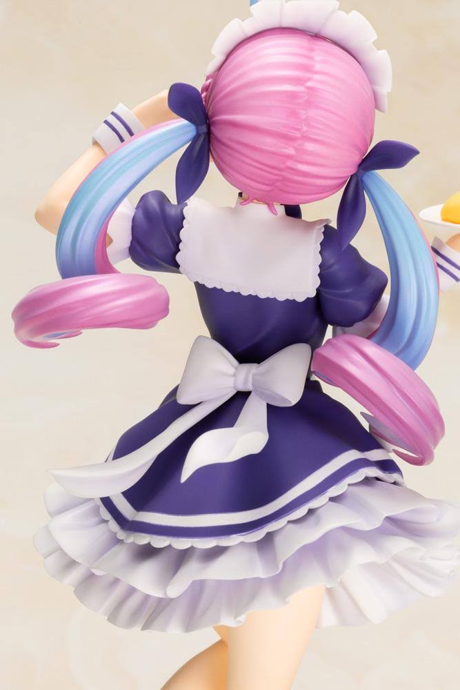 1/7 Scale Figure V80997