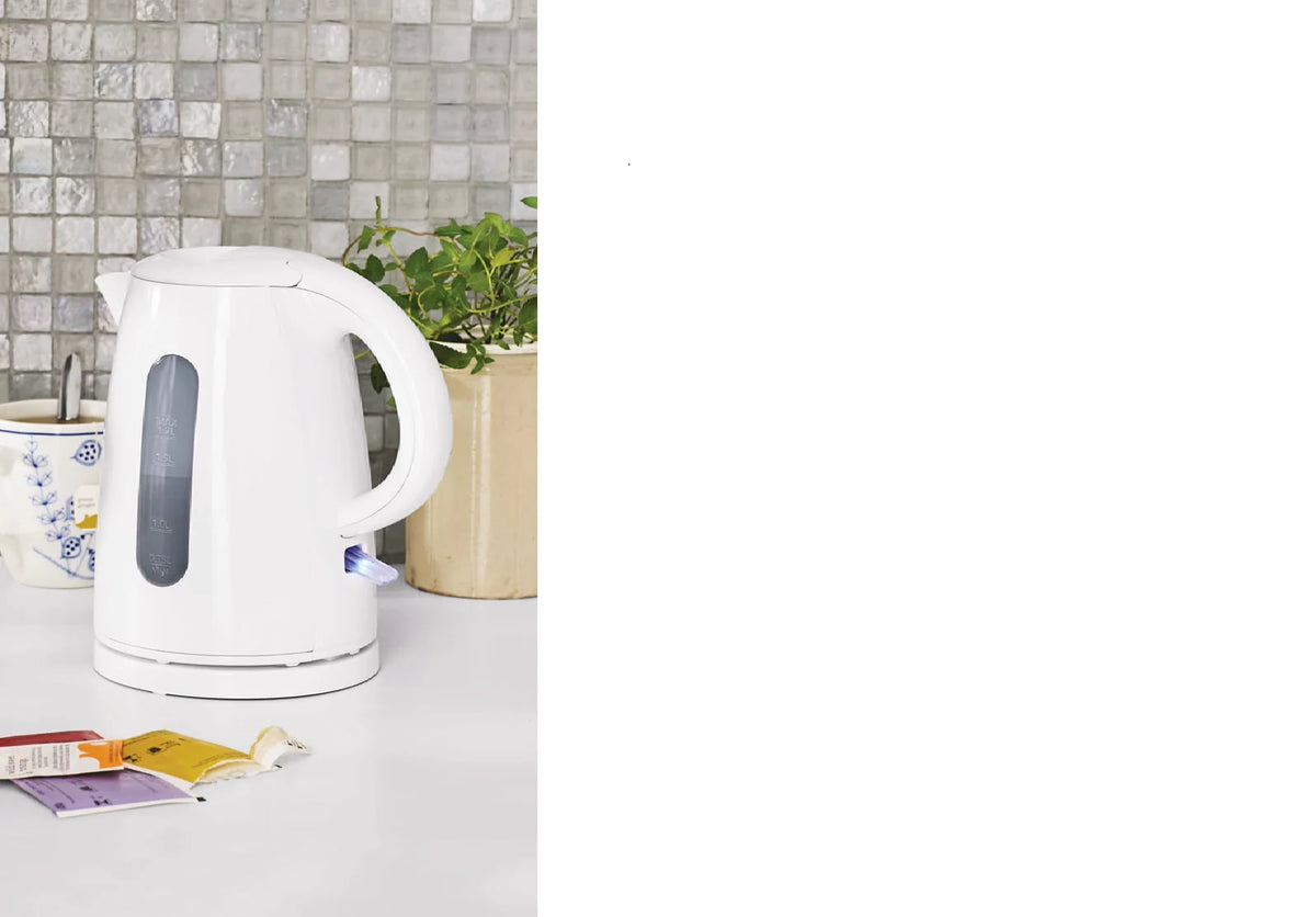 1.7 Liter White Electric Kettle F964560